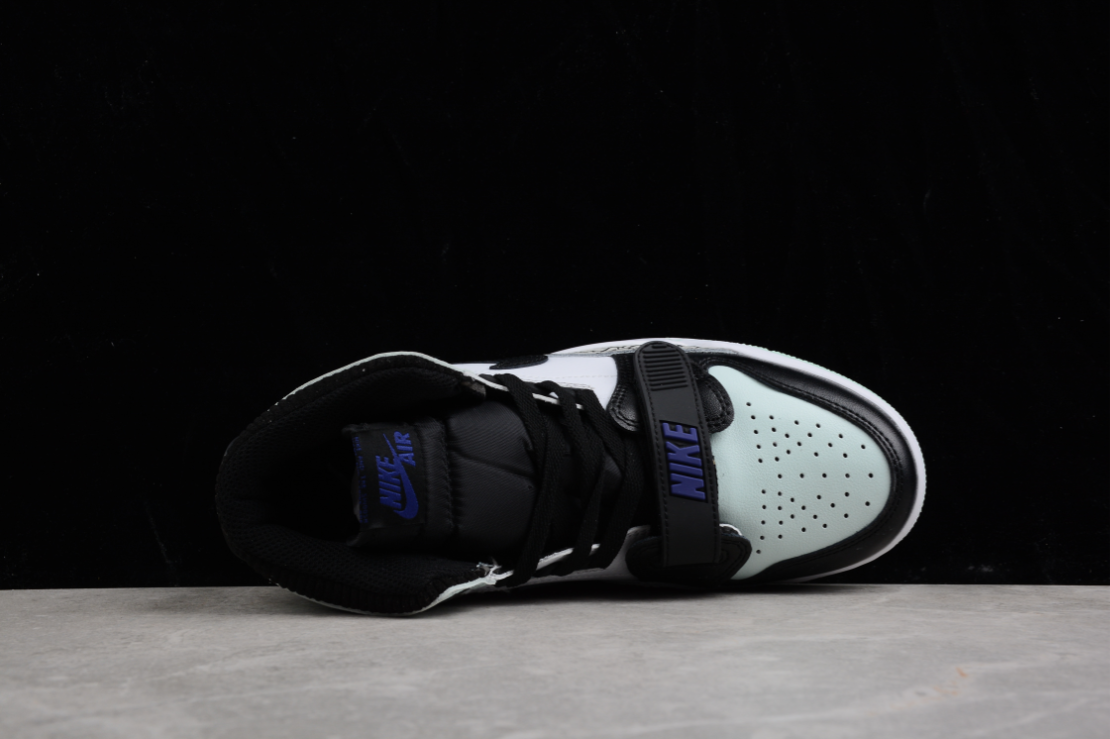 Air Jordan Legacy 312 'Igloo'