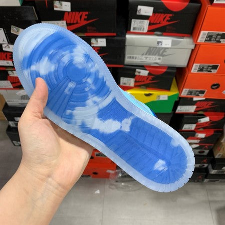 Air Jordan 1 Mid GS Fly Crystal Bottom Blue Heaven