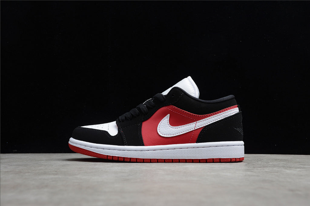 Air Jordan 1 Low Chicago Bulls