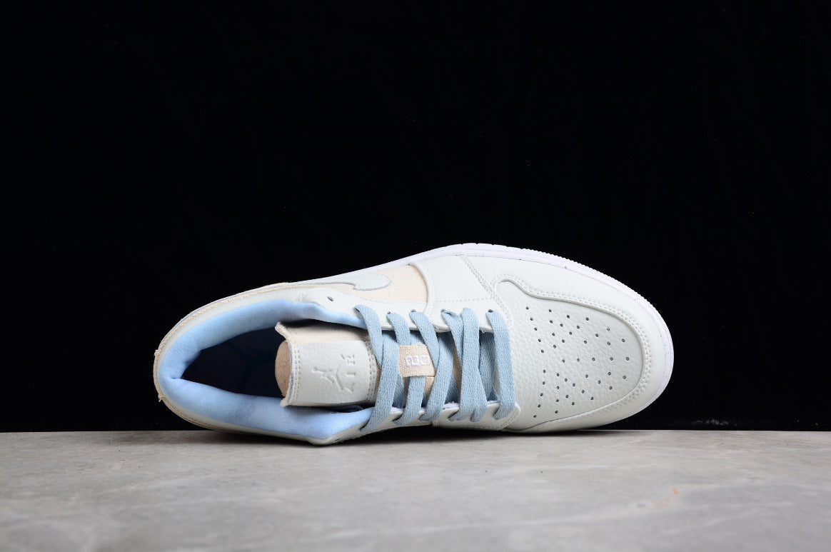 Air Jordan 1 Low Canvas