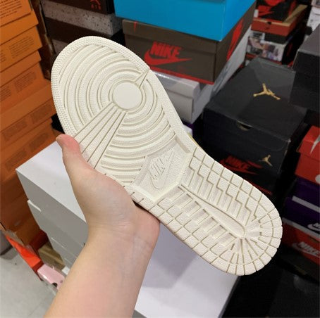 Air Jordan 1 Mid White Grey Powder