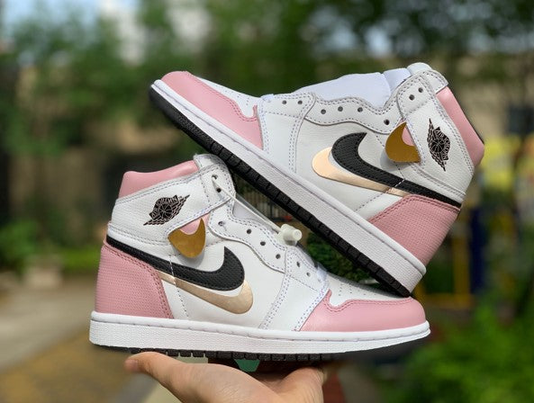 Air Jordan 1 “Misplaced”