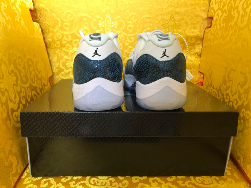 Air Jordan 11 Dark Blue Snake Pattern
