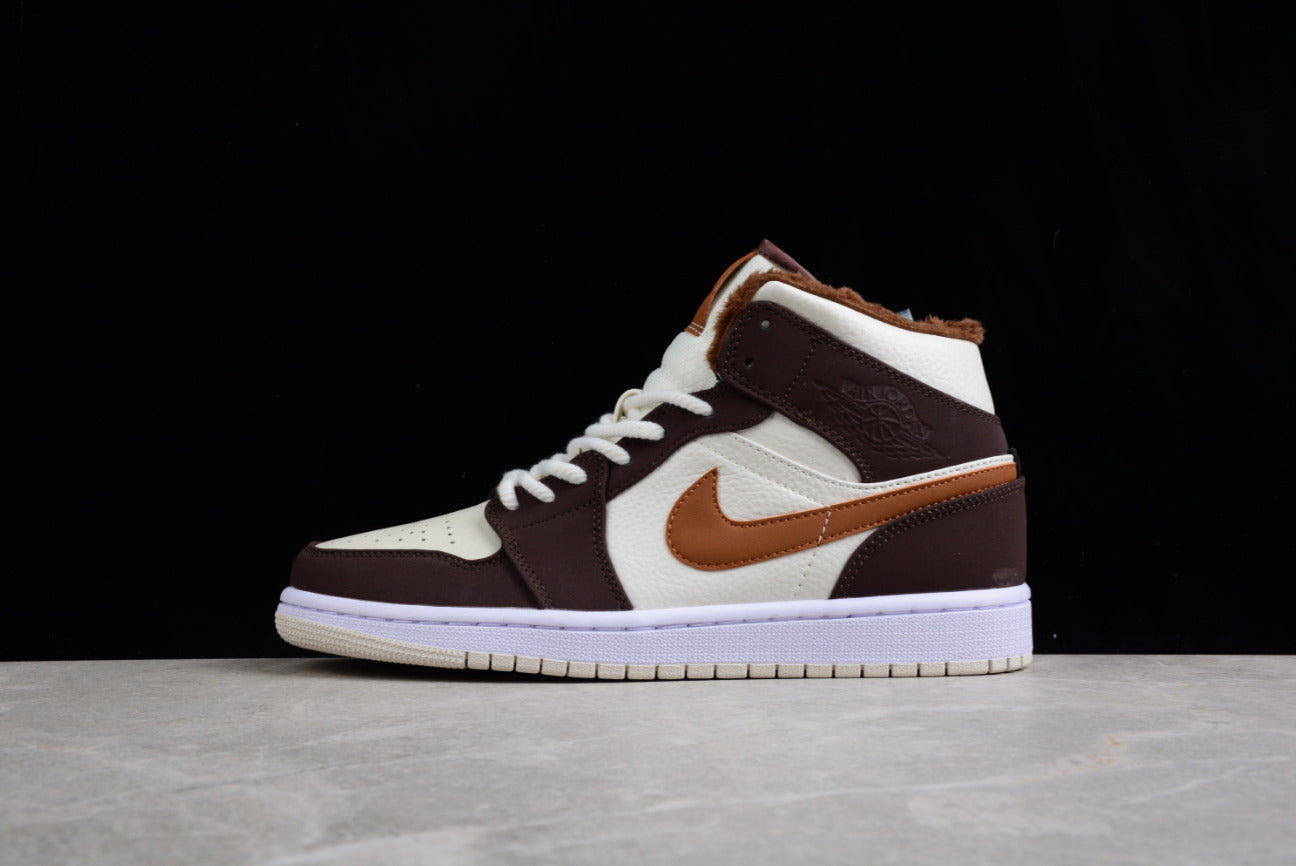 Air Jordan 1 Mid Beige Brown