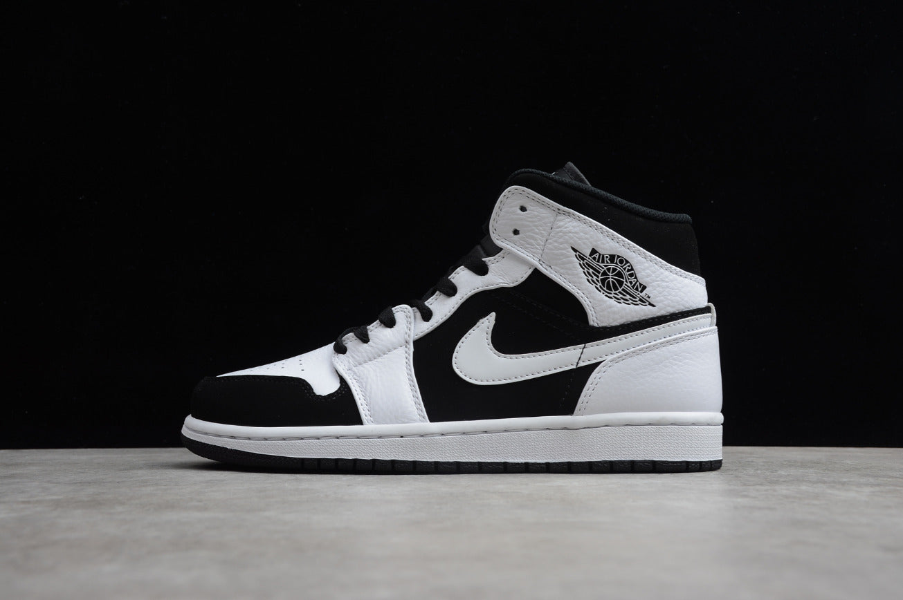 Air Jordan 1 Mid White Black