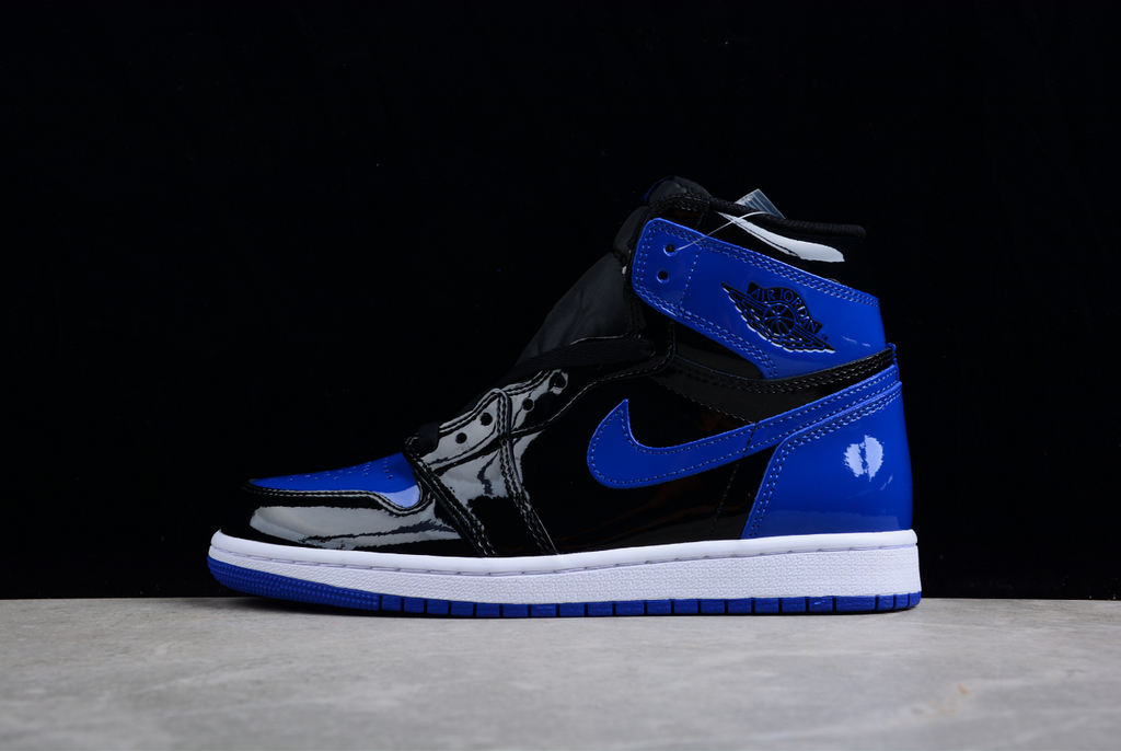 Air Jordan 1 High OG 'Patent Royal'