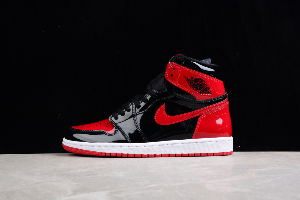 Air Jordan 1 Retro High OG 'Bred Patent'
