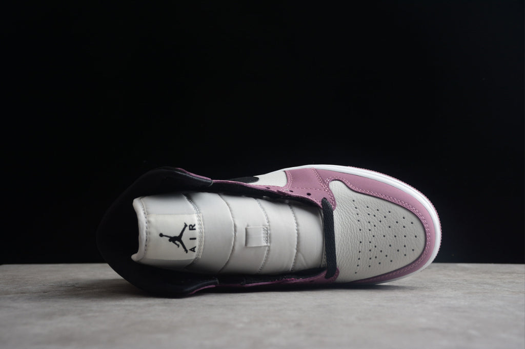 Air Jordan 1 Mid Berry Powder
