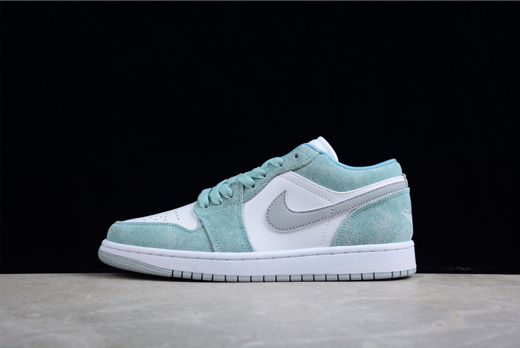 Air Jordan 1 Low New Emerald
