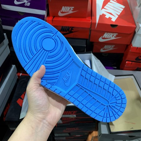 Air Jordan 1 High OG University Blue
