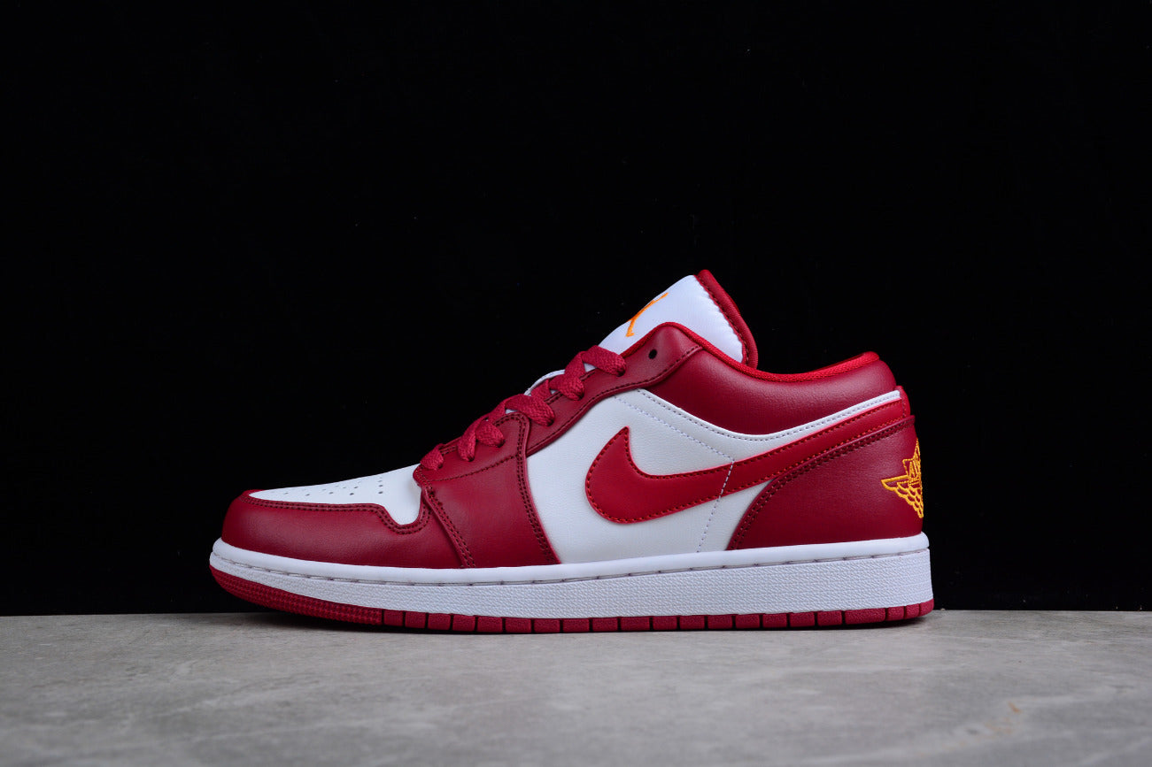 Air Jordan 1 Low OG Chicago