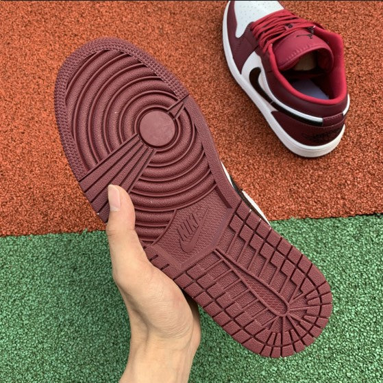 Air Jordan 1 Low Chicago