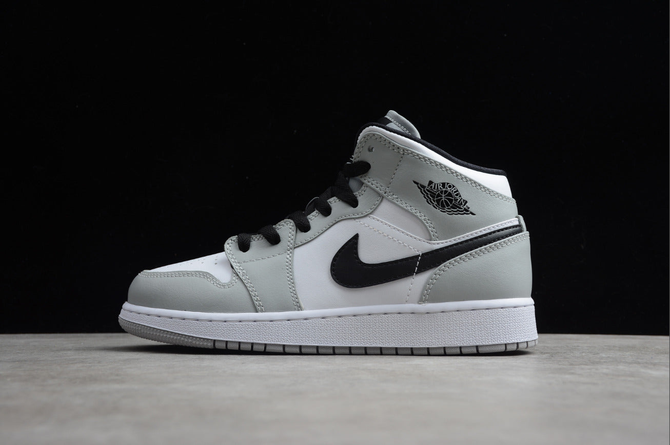Air Jordan 1 Mid GS 'Light Smoke Grey'