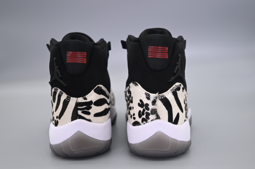 Air Jordan 11 Leopard