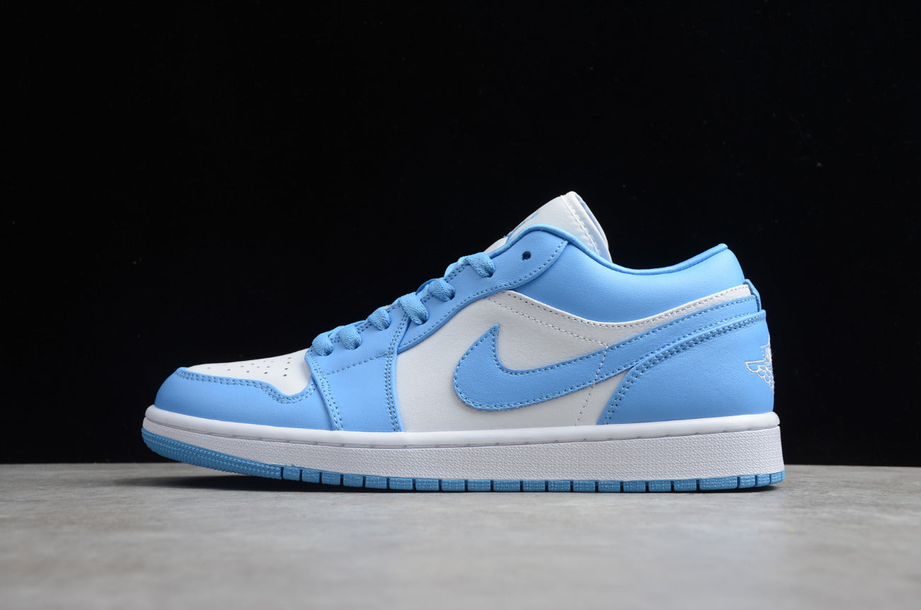 Air Jordan 1 Low North Carolina Blue