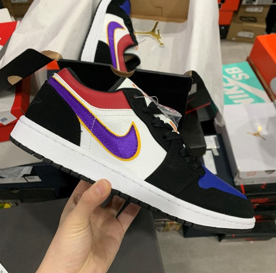 Air Jordan 1 Low Laker's Top 3