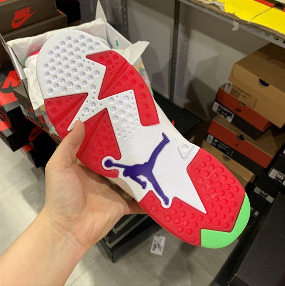 Air Jordan 6 Hare