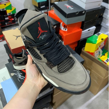 Air Jordan 4 x Travis Scott Olive