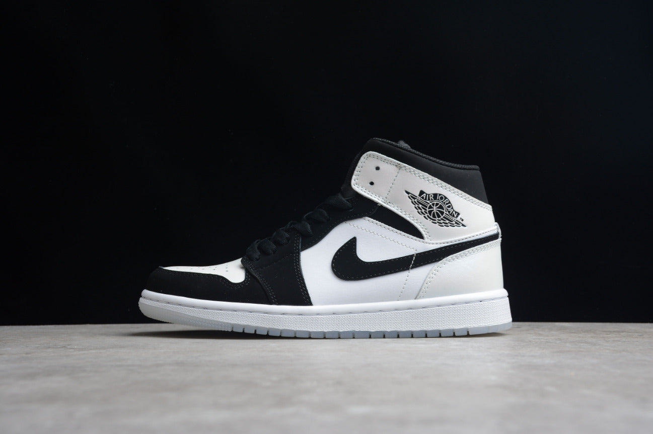 Air Jordan 1 Mid Diamond Shorts