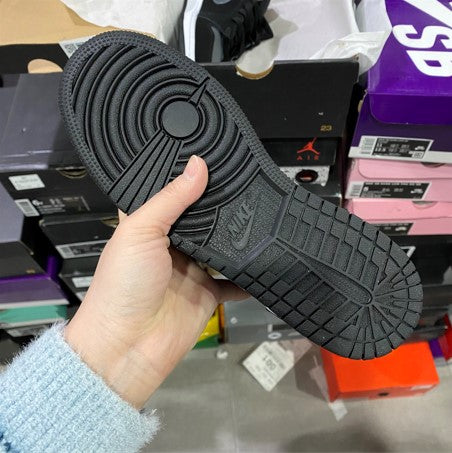 Air Jordan 1 Mid SE GS Black And Green