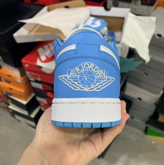 Air Jordan 1 Low UNC Blue
