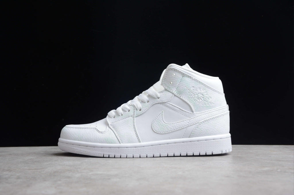 Air Jordan 1 Mid Triple White