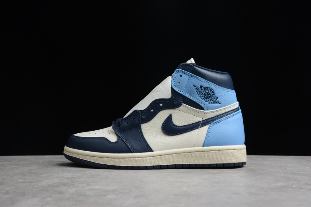 Air Jordan 1 Retro High OG 'Obsidian'