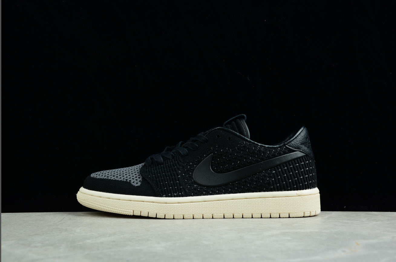 Air Jordan 1 Retro Low Flyknit Black Guava Ice