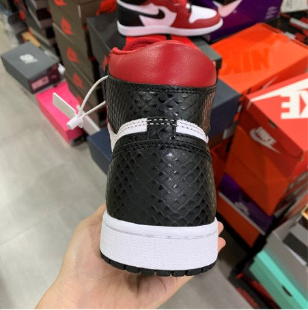 Air Jordan 1 WMNS Satin Snake