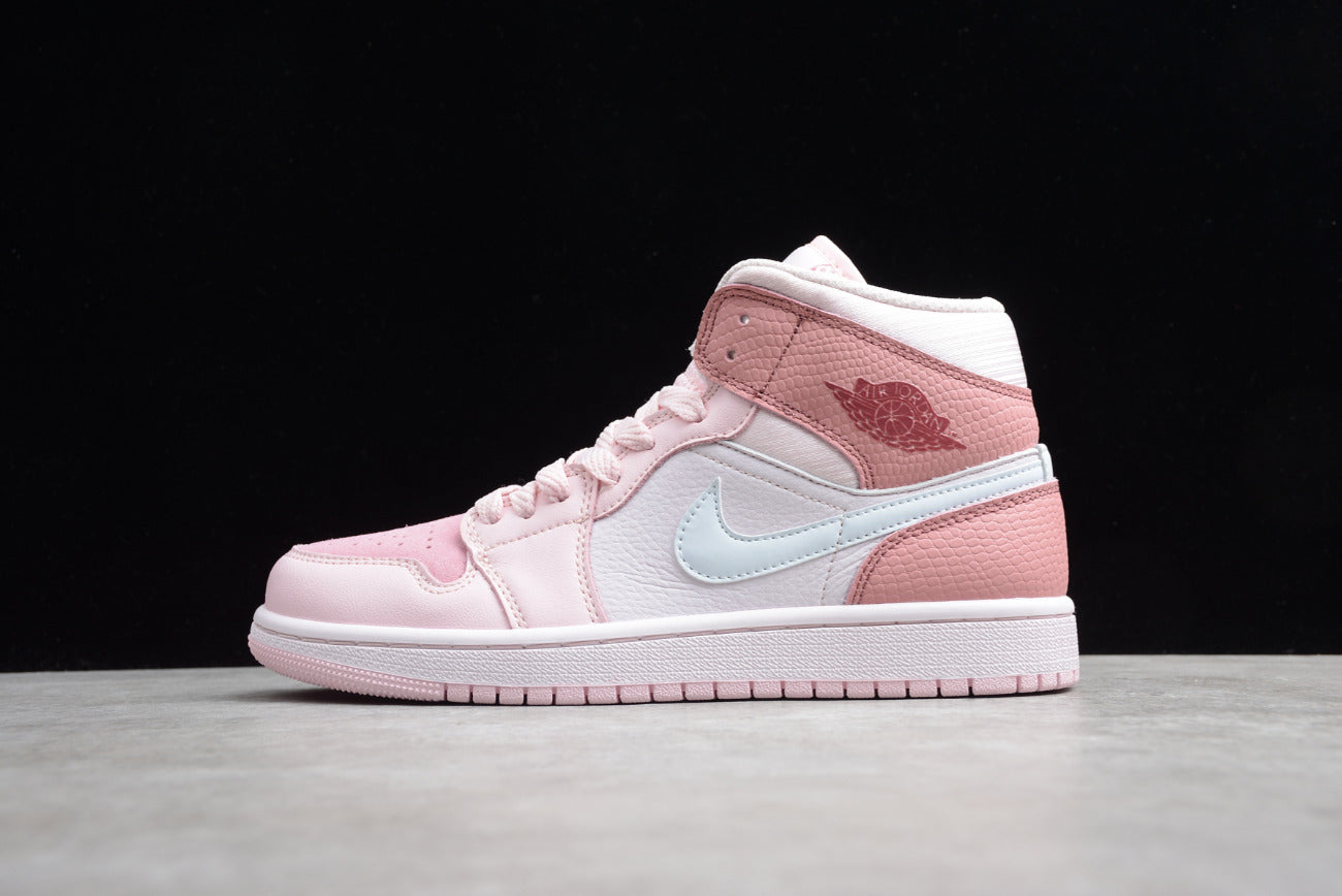 Air Jordan 1 Mid 'Digital Pink'
