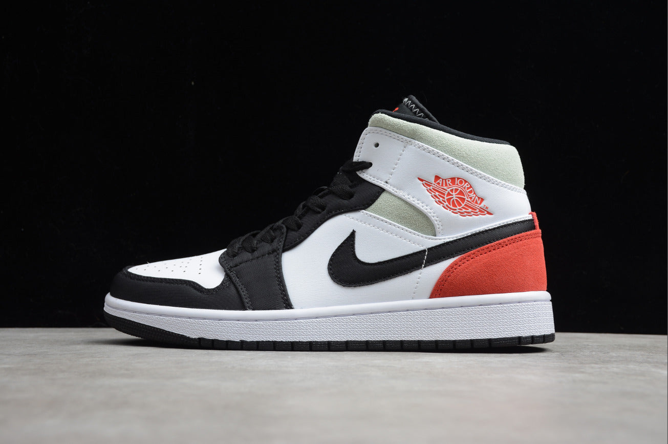 Air Jordan 1 Mid SE Black Toe