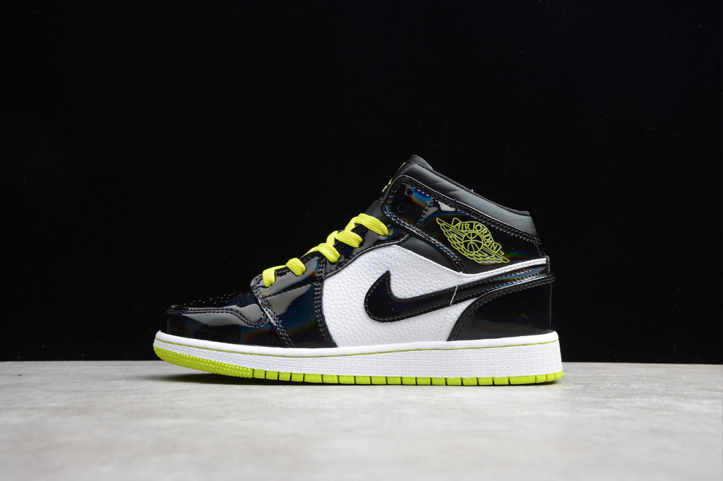 Air Jordan 1 Mid Black Cyber 'Mystic Green'