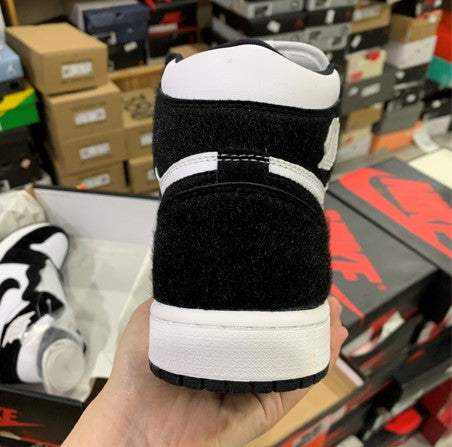 Air Jordan 1 Retro High OG Panda