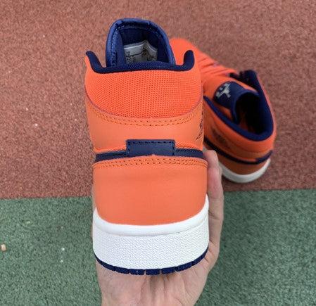 Air Jordan 1 Mid Blue Orange Knicks
