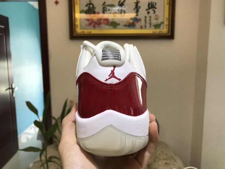 Air Jordan 11 Low “Varsity Red”