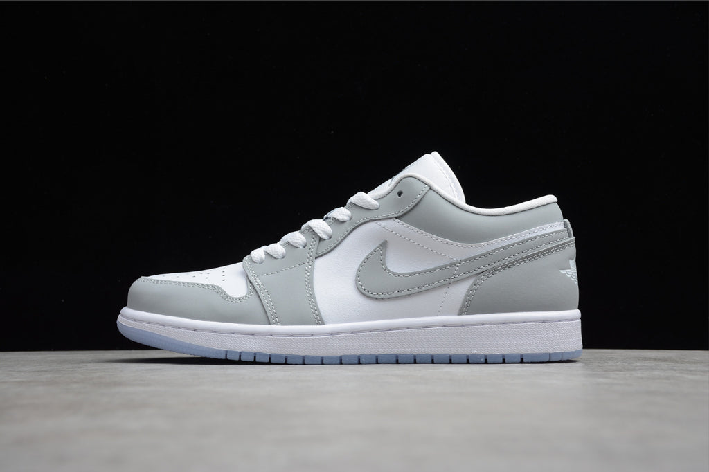 Air Jordan 1 Low “White Wolf Grey”