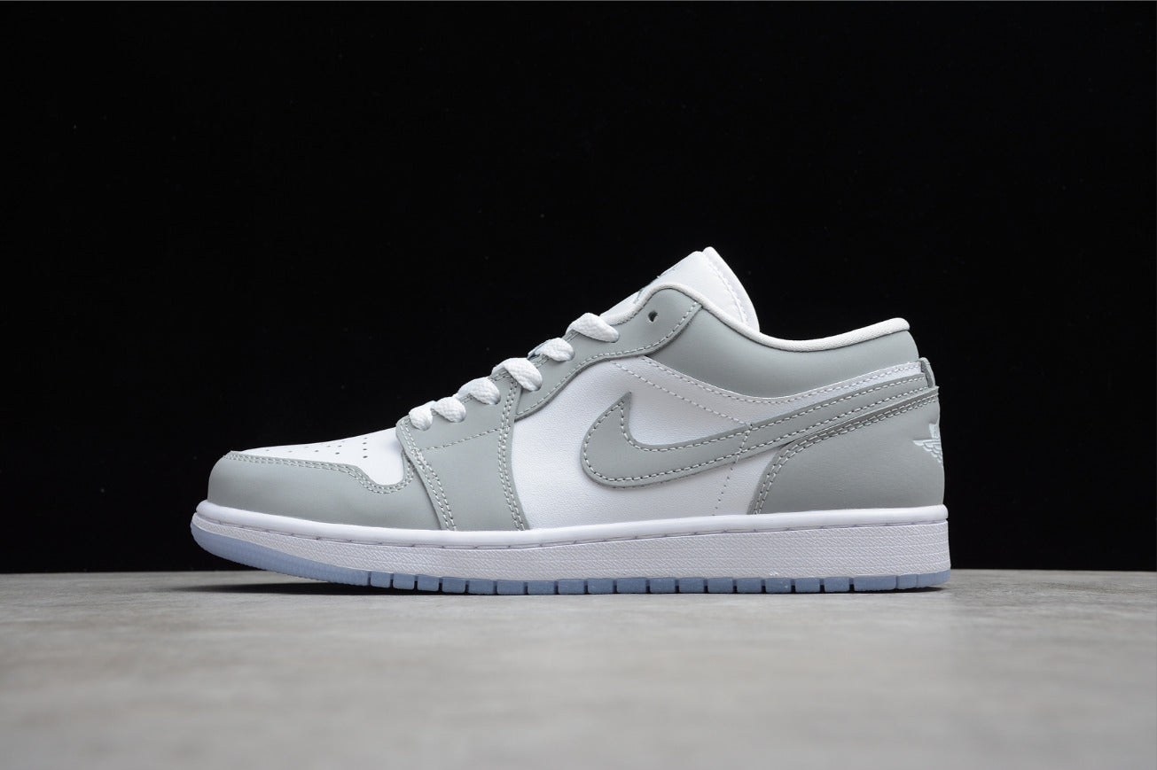 Air Jordan 1 Low “White Wolf Grey”