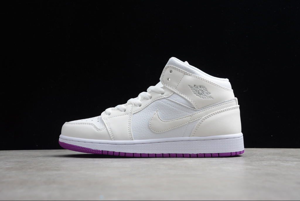 Air Jordan 1 Mid White Powder Chameleon