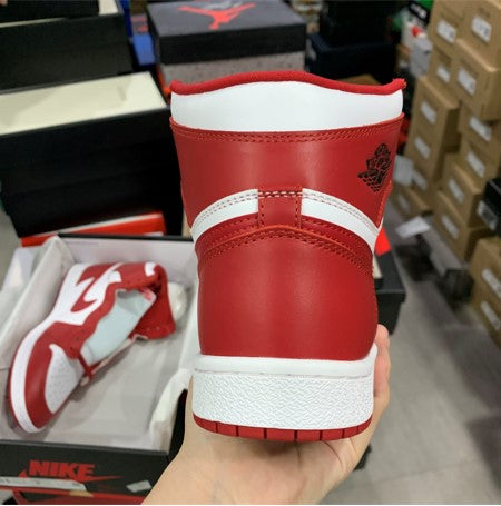 Air Jordan 1 Chicago Black Toe