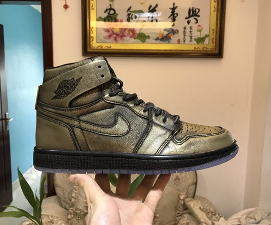 Air Jordan 1 Ret High OG Wings