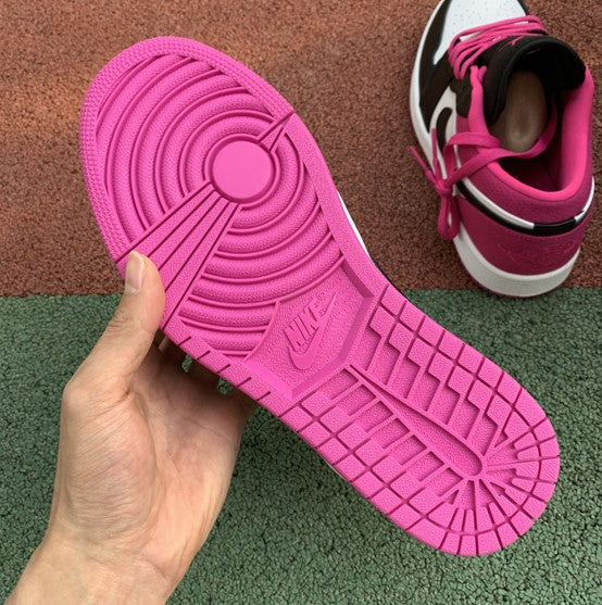 Air Jordan 1 Low Magenta