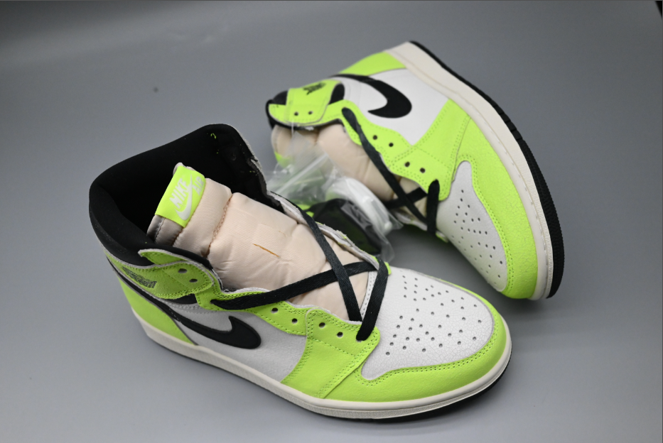 Air Jordan 1 High OG Visionaire