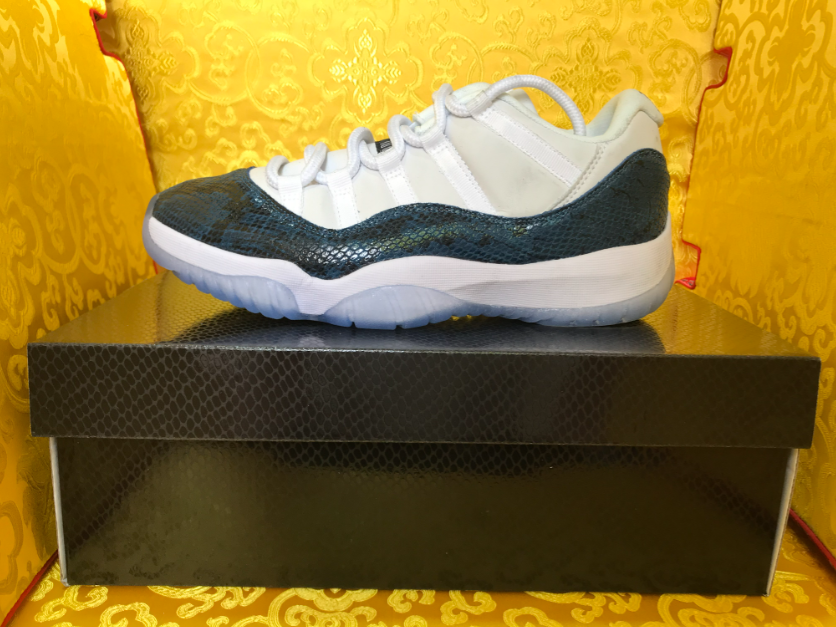 Air Jordan 11 Dark Blue Snake Pattern