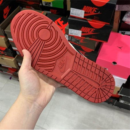 Air Jordan 1 Bred Toe