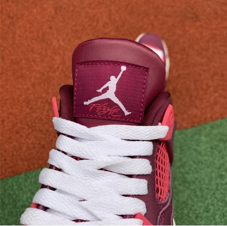 Air Jordan 4 Retro Valentine's Day