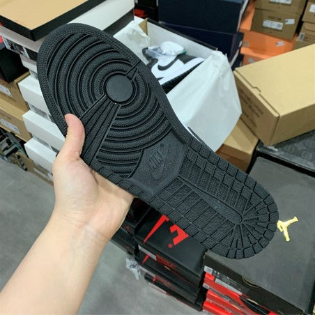Air Jordan 1 Oreo Retro High Black White
