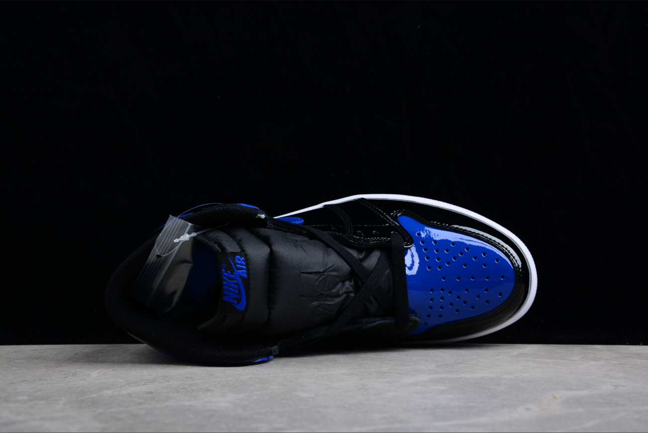 Air Jordan 1 High OG 'Patent Royal'