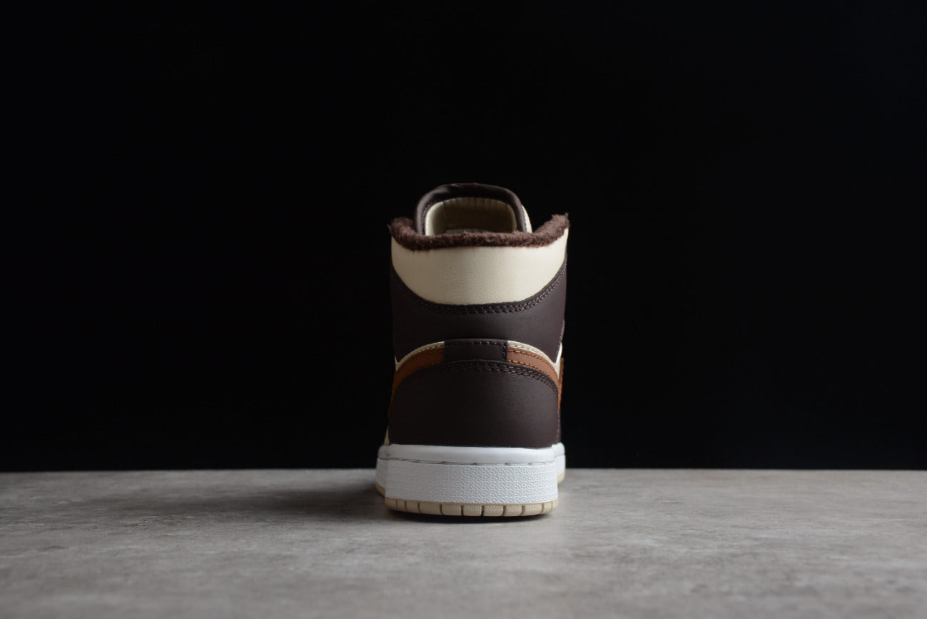 Air Jordan 1 Mid Basalt Brown