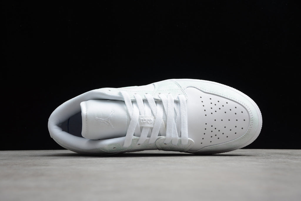 Air Jordan 1 Low Nature White Mint