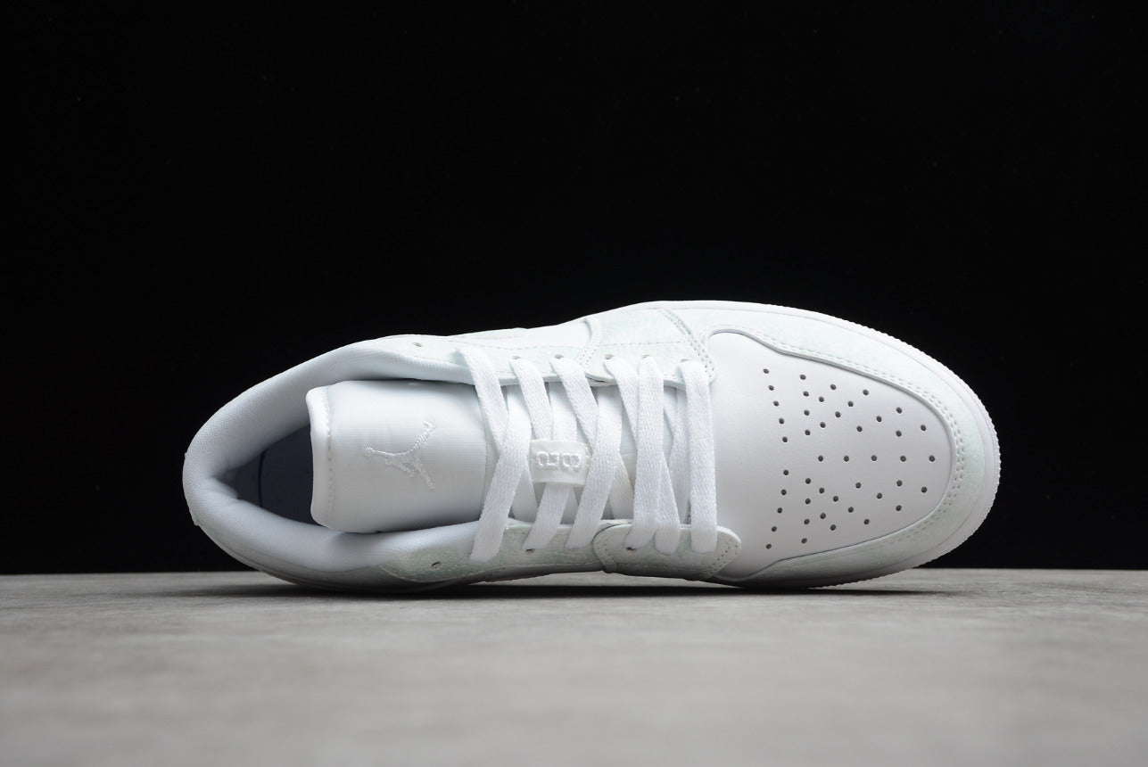 Air Jordan 1 Low Nature White Mint